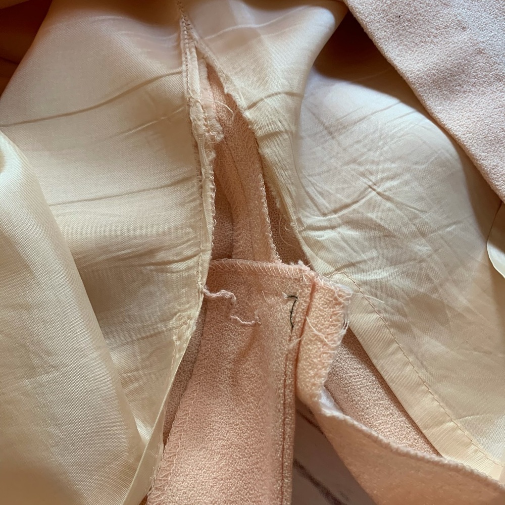 Small, Vintage high waisted peachy pink wool skirt - Picture 13 of 15